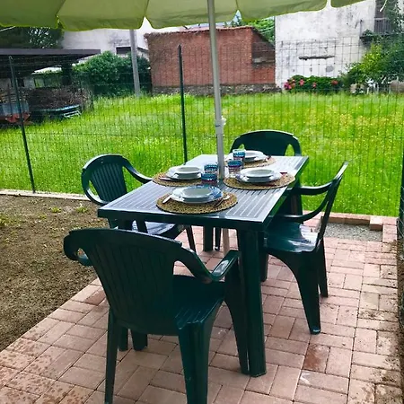 L'angolo Di Leo Апартаменты Borgofranco d'Ivrea