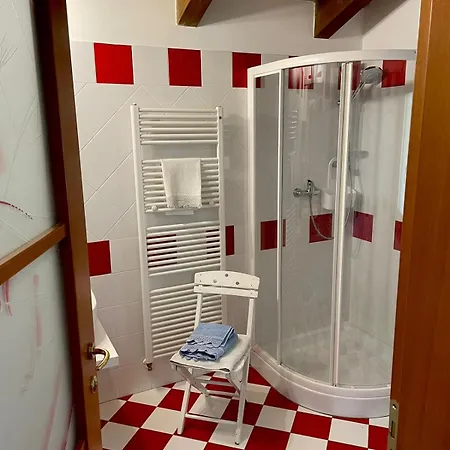 Апартаменты L'angolo Di Leo Borgofranco d'Ivrea